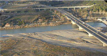illustration Digues-routes et digues-barrages : des ouvrages « hybrides » qui justifient des conventionnements bipartites