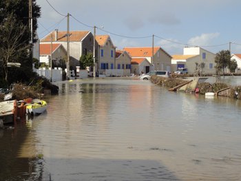 illustration Charente-Maritime / L’ancien maire de La Faute-sur-Mer se retranche derrière ses digues
